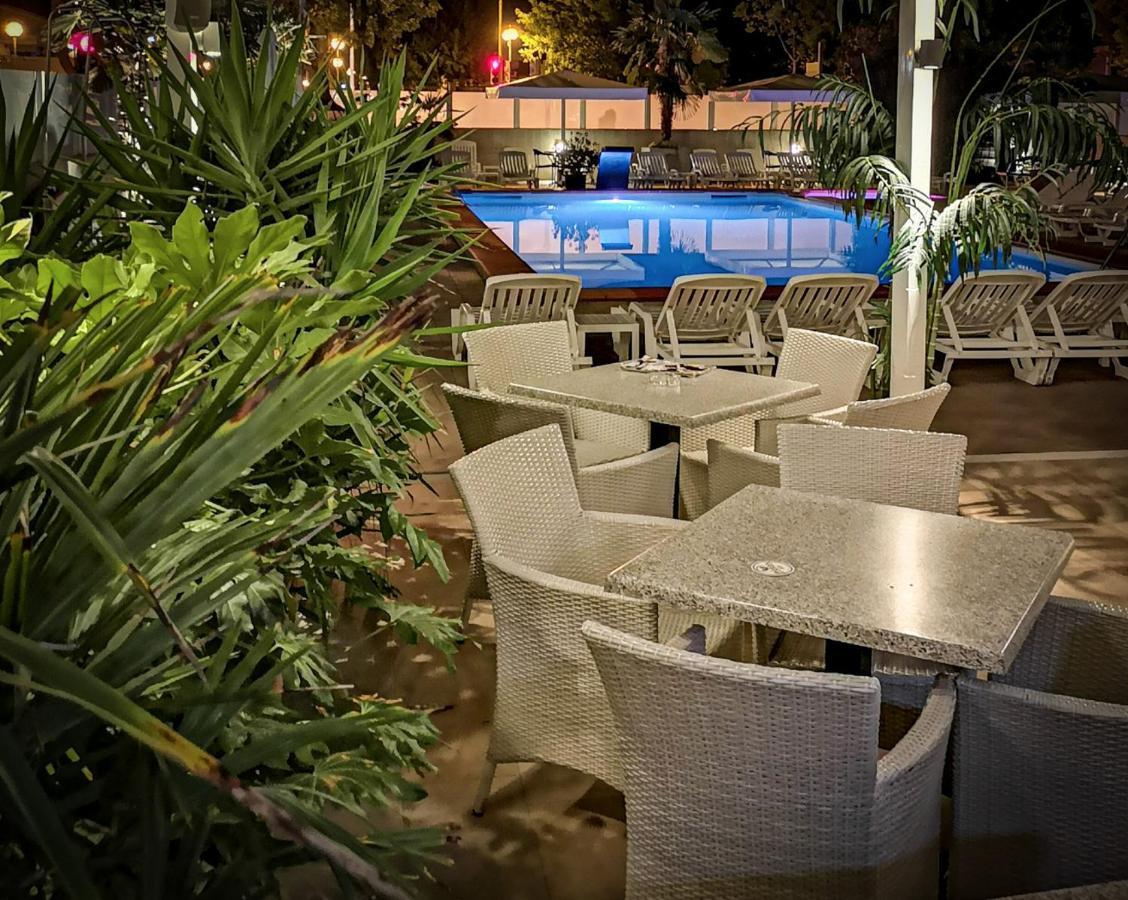 Hotel D'Annunzio Lido di Jesolo Exterior foto
