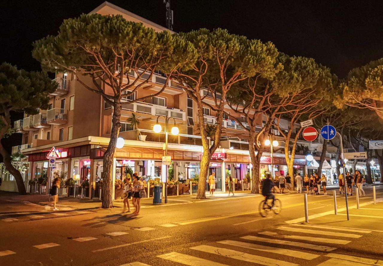 Hotel D'Annunzio Lido di Jesolo Exterior foto